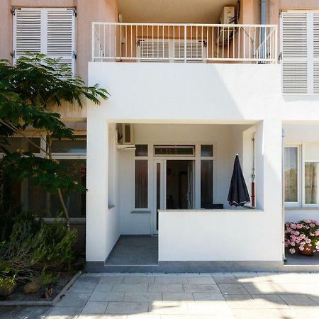 Apartment Rosemary 24 크르크 외부 사진