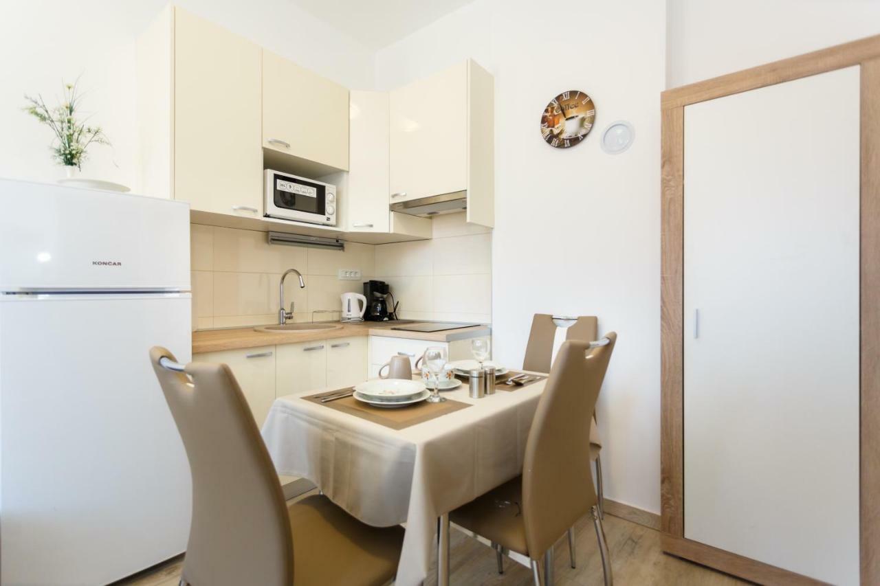 Apartment Rosemary 24 크르크 외부 사진